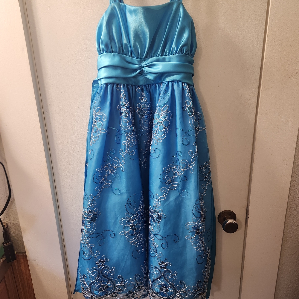 Elegant Blue Little Girls Formal Dress